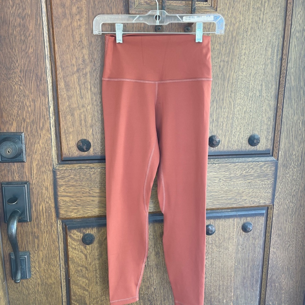Lululemon used leggings size 4